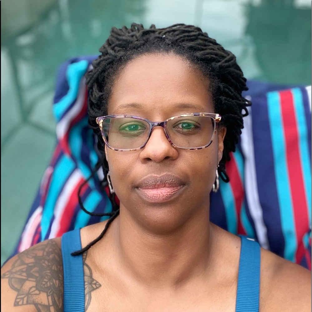 Meet your Posher, Keshia